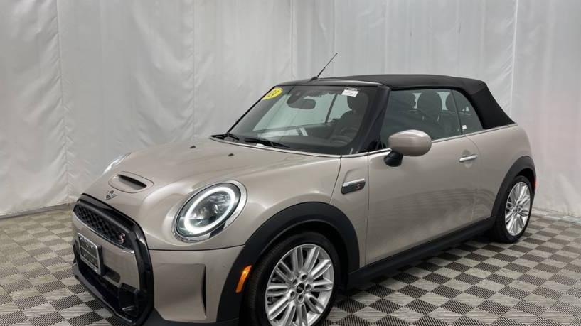 MINI COOPER CONVERTIBLE 2024 WMW43DL03R3S10824 image